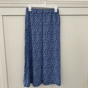 Brandy Melville Blue and White skirt